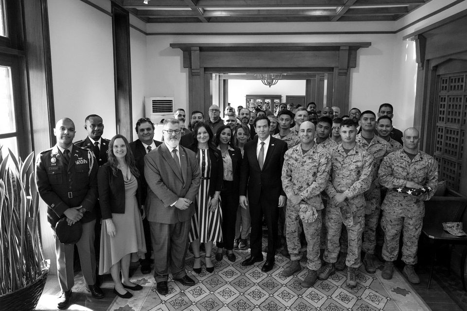 Marco Rubio has a meet and greet with Embassy Kuwait City in Kuwait, June 24, 2026 - 13