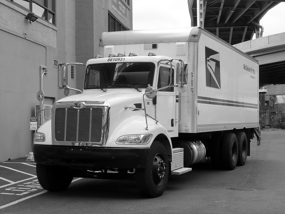 United States Postal Service (USPS) Peterbilt 337